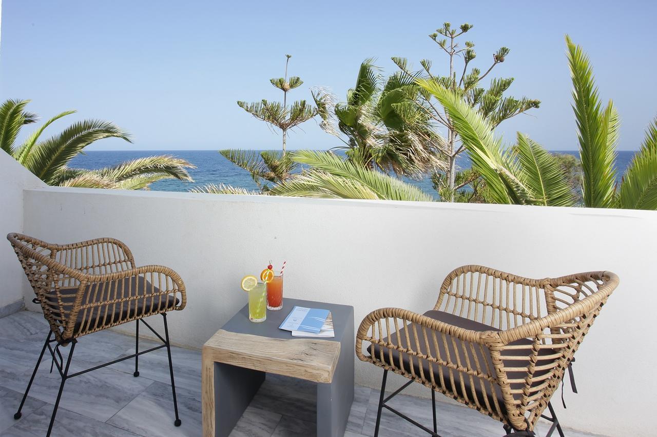 Sigalas Beach Hotel Kamári Exterior foto